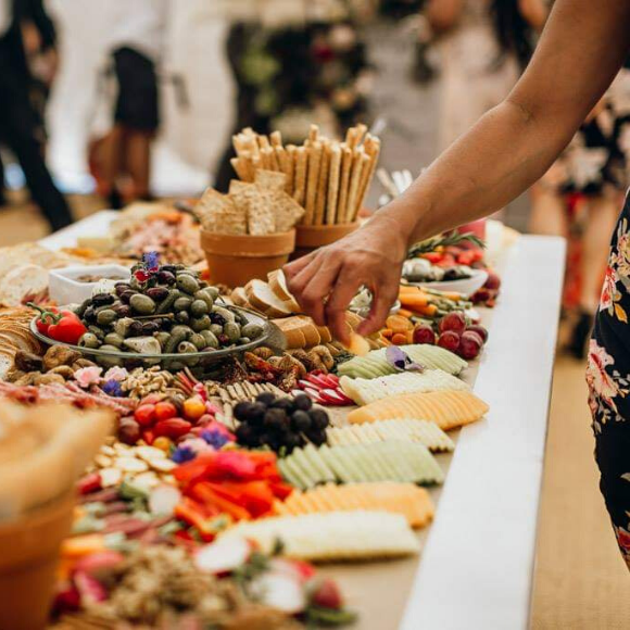8 meter Grazing Table for 360pax